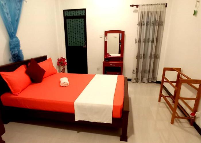 Arusha Guest House 尼甘布 外观 照片